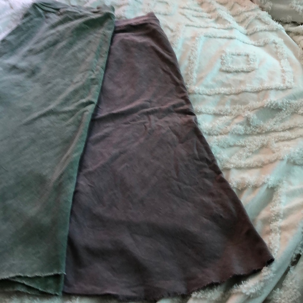 Fresh Produce midi skirt 100% cotton! Super comfy!